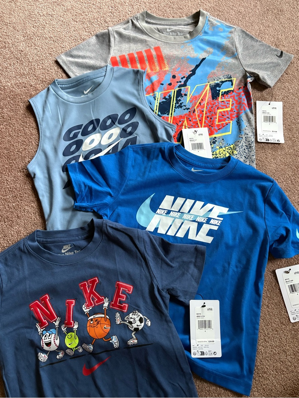 Nike Kids Boys lot set bundle of 4 graphic tshirts size 4 athletic sports NWT